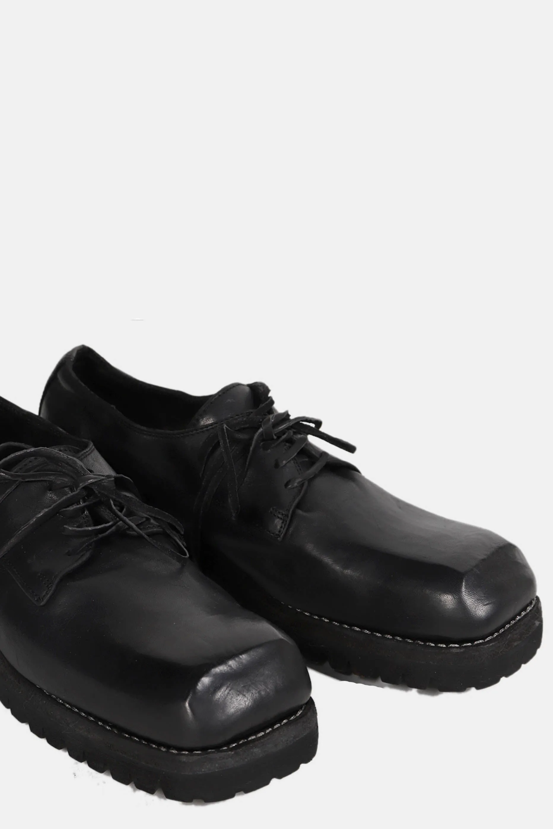 79082V Derby Black