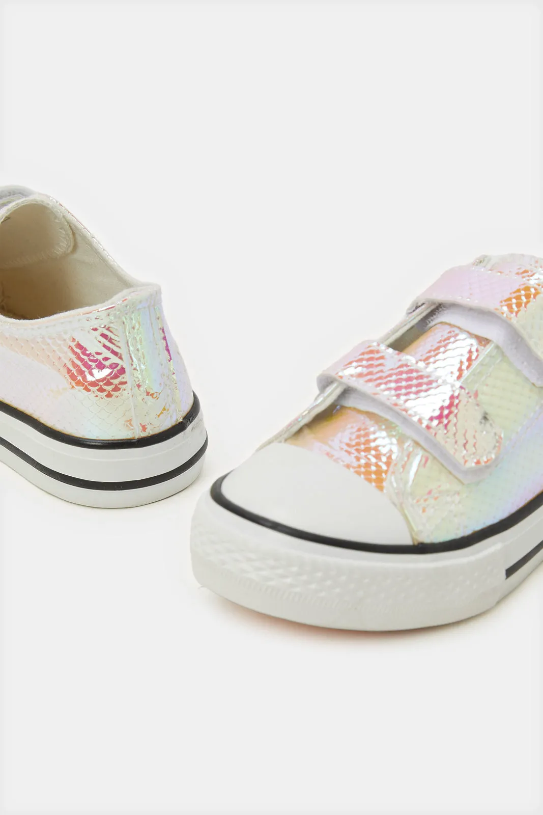 Girls White And Pink Textured Sneaker