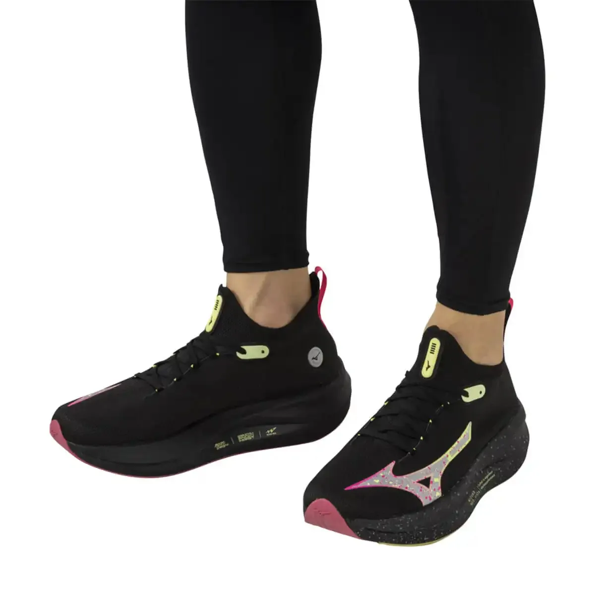 Mizuno Neo Vista Unisex | Black/silver/pink Tetra