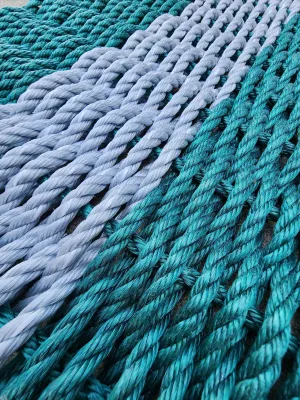 Rope Mat made with Lobster Rope, Hunter Green and Light Gray