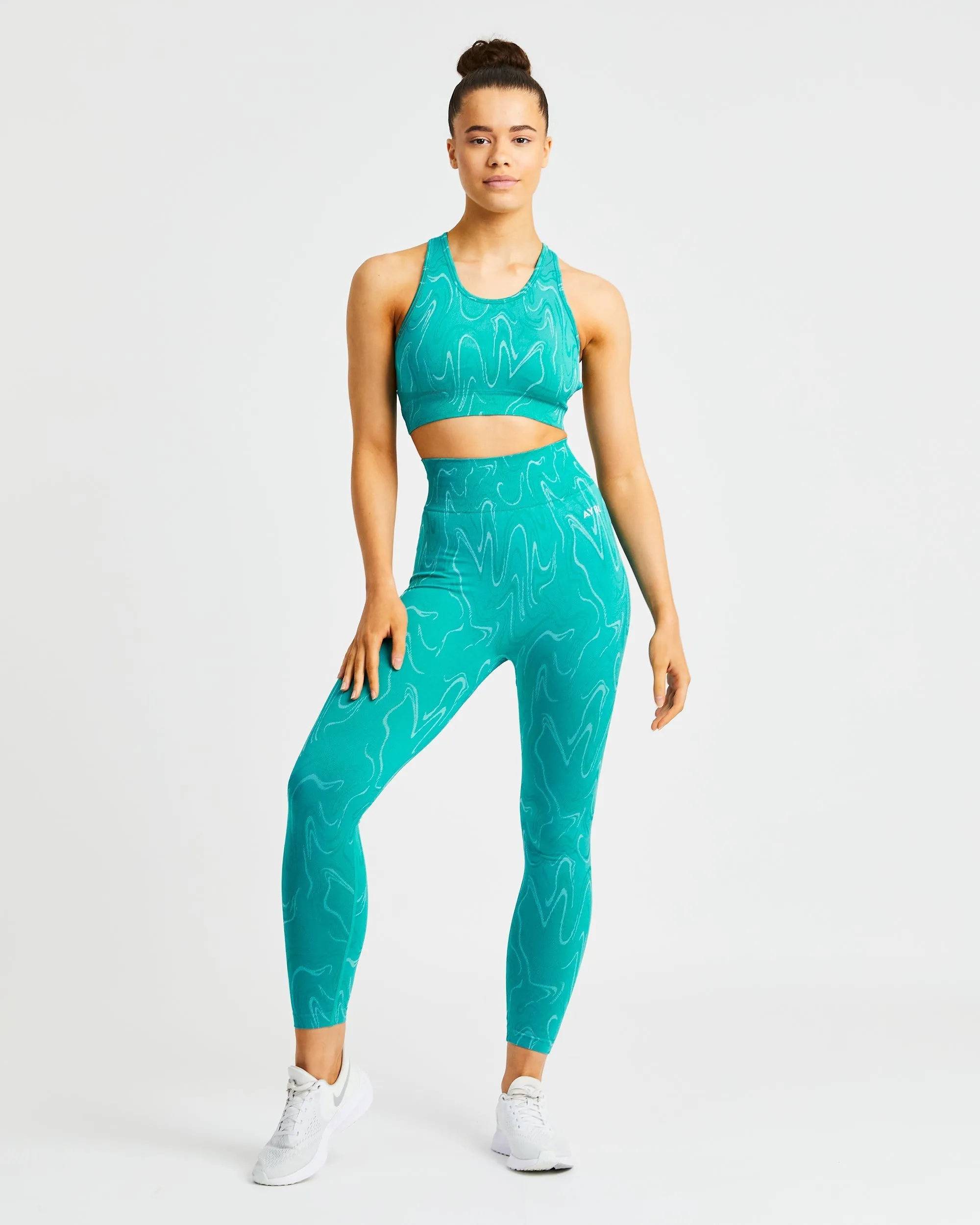 Velocity Seamless Sports Bra - Turquoise